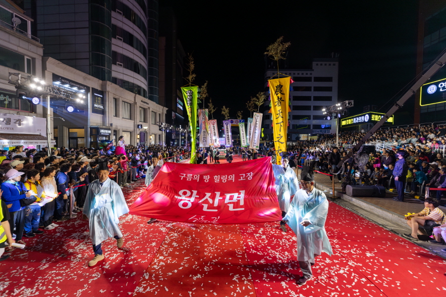[크기변환]SLR58622-향상됨-노이즈 감소.jpg
